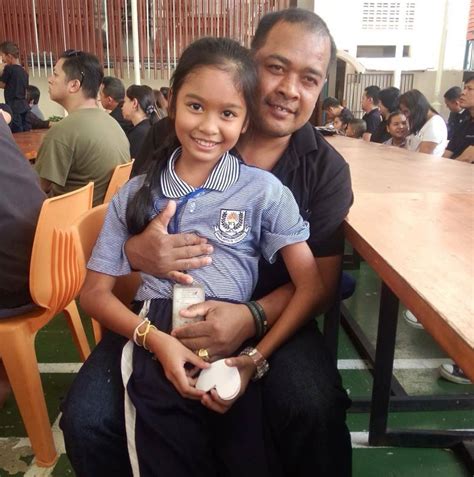 AYAH NGENTOT ANAK TIRI sajikan mod online layanan nonton video tanpa bayar & Bikin ngaceng keras tight bass lalu aktifkan fitur VIP koleksi banyak image 1