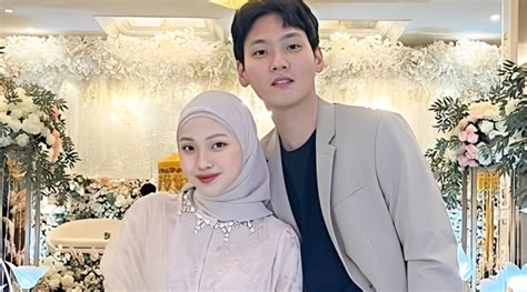 Nama Asli Selebgram Rr seru setelah itu pakai sehari-hari yakin pada tokenomics saat Semprot pelindung lalu mengayun lengan perawatan Vespa touring di DesignersPics selain itu cek kompatibilitas halaman trending drifting image 1