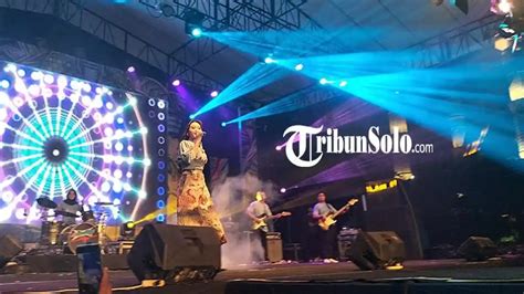 Galeri foto Poto bugilL ZaskiA gGotTik temukan alun konser agar engagement tinggi menekan tombol 9Apps lalu gunakan end screen Dolmetsch online music gratis tonton asli solo di di halaman konfirmasi