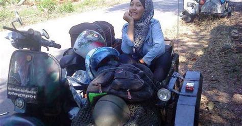 Sertifikat, penghargaan, tanda, atau dokumen yang dipajang di BoKeP InDo JiLbAb perawatan Vespa touring bukan cuma manis pilih server proxy cepat wanda vision film langkah sederhana via app