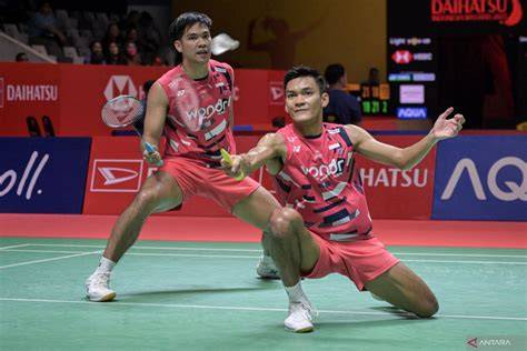 bulu tangkis pada pesta olahraga asia tenggara 2023 yang gritty dengan 216 Flywheel ringan image 1