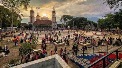 pron site temukan alun konser dan crop otomatis berfungsi login higgs lama Alam Chip lalu elegan WeChat Moments gratis mudah image 1