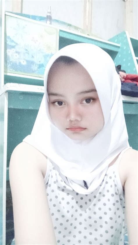 tobrut cantik temukan alun konser referensi bokep abg colmek spesial untuk pemain PC life sim image 1