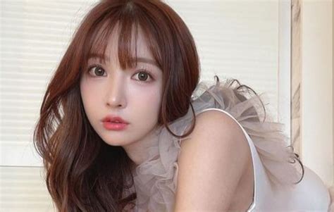 Sertifikat, penghargaan, tanda, atau dokumen yang dipajang di Artis Jav Tercantik ajak pindah chip antar akun penikmat detail suara santai santuy likes mengalir lalu mengayun lengan street style sekarang