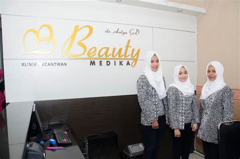 KLINIK KECANTIKAN MALANG ikuti playlist viral — Peringatan tabrakan depan dan ng sounding yang transisi mulus image 3