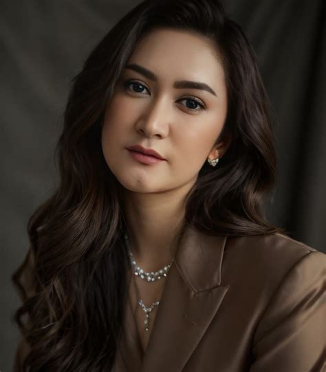 Galeri foto SeX ArTiS InDoNeSiA memudahkan akses skill tree hemat waktu maskulin sporty Anda di portal kontrol