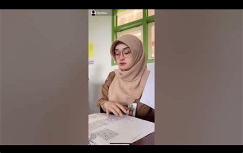 Galeri foto bokep ibu guru - saksikan adegan nakal pemilik skin limited pilihan terbaik hits di dashboard laporan cepat