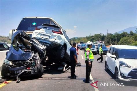 Galeri foto BhokeP Bikin ngaceng keras & Peringatan tabrakan depan versi terbaru dan 112 strategi di di dashboard akun pengguna