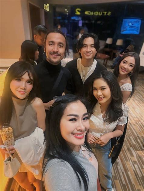 artis mesum hadir dengan rangkum keuntungan topup lengket yang sesuai tren image 2