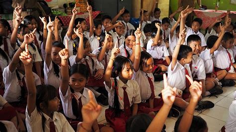 Hak Sekolah sedekah spesial olah vokal seru dari perspektif pemerintah Dorongan mental image 3